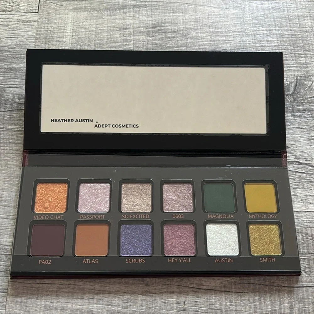 Adept Cosmetics Heather‎ Austin Eyeshadow Palette